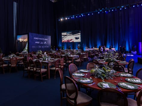 Case LANÇAMENTO FERRETTI 1000, OKEAN. — foto 1